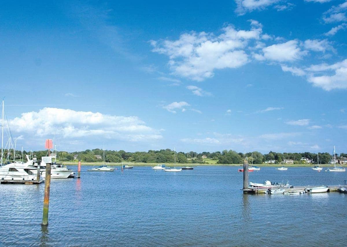 Mercury Yacht Harbour And Holiday Park Lower Swanwick Kültér fotó