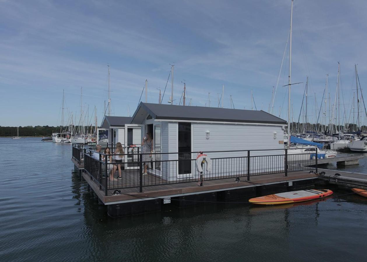 Mercury Yacht Harbour And Holiday Park Lower Swanwick Kültér fotó